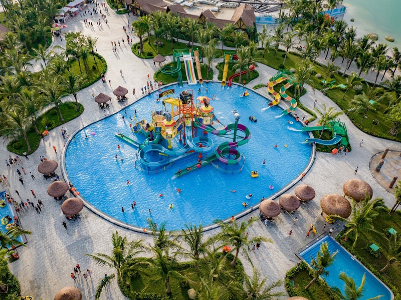 Sóng Đầu Tư Đổ Về “Siêu Quần Thể Đô Thị Biển” Vinhomes Trong Năm 2023