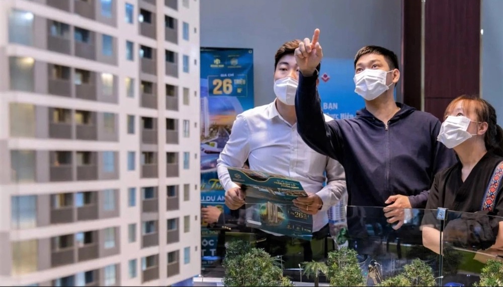 Có 1 - 2 Tỷ, Nên Mua Chung Cư Hay Nhà Đất?